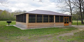Meadowview Shelter